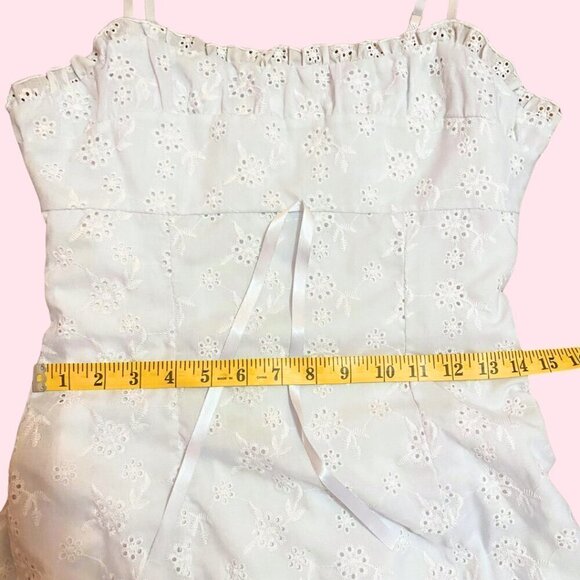 Dreamy & Feminine: Shein White Eyelet Lace Mini Dress - Size M 🤍 - Picture 5 of 8
